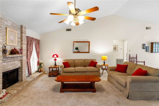 2433 Windsong Dr, Corpus Christi, TX 78414