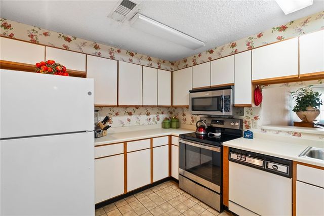 2433 Windsong Dr, Corpus Christi, TX 78414