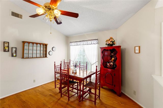 2433 Windsong Dr, Corpus Christi, TX 78414