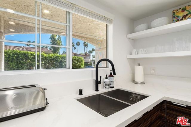 2001 E Camino Parocela L81, Palm Springs, CA 92264