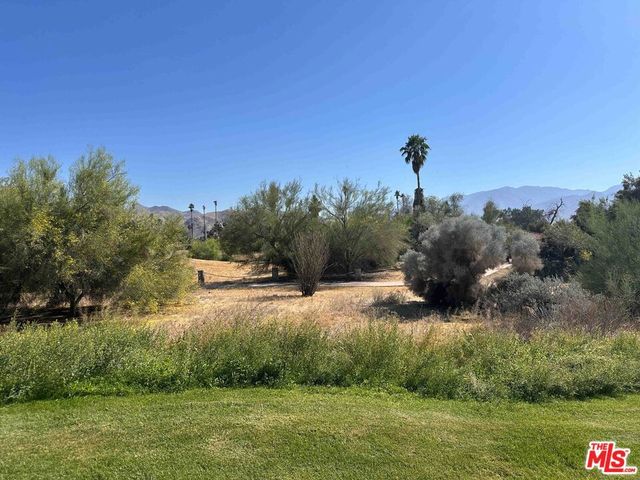 2001 E Camino Parocela L81, Palm Springs, CA 92264