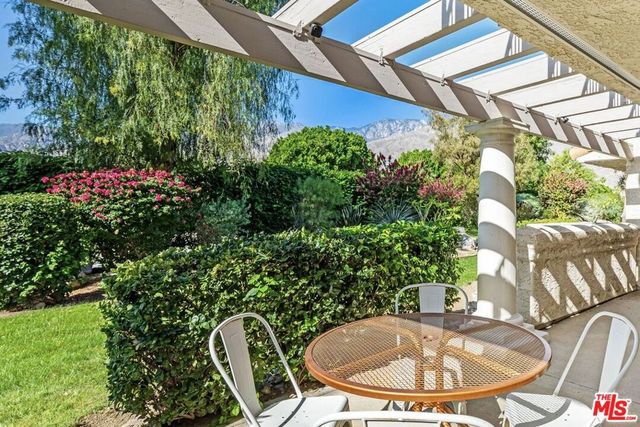 2001 E Camino Parocela L81, Palm Springs, CA 92264