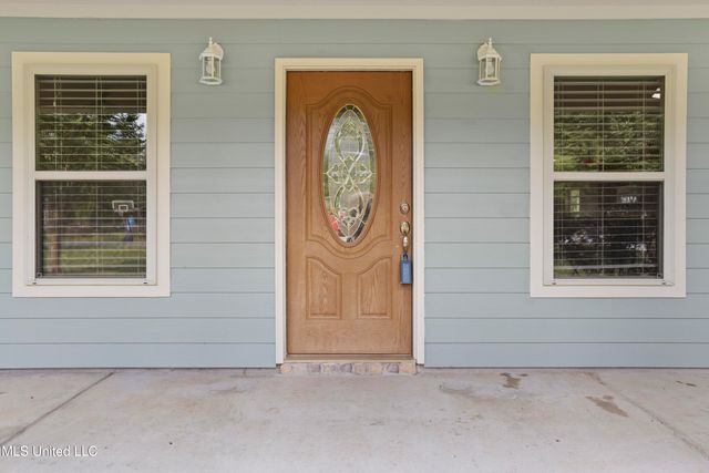 24031 Old River Road, Vancleave, MS 39565