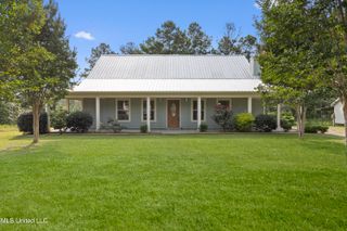 24031 Old River Road, Vancleave, MS 39565