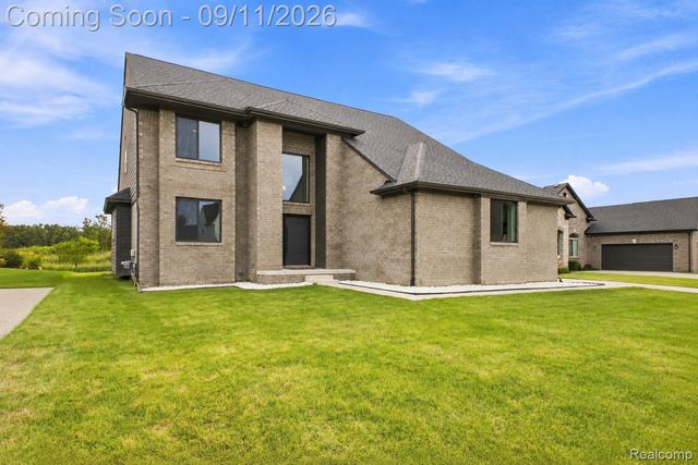 54598 Deadwood Lane, Shelby Charter Township, MI 48316