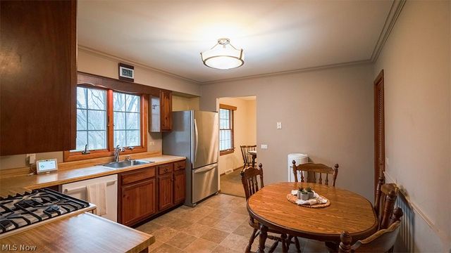 5239 Cadwallader Sonk Road, Fowler, OH 44418