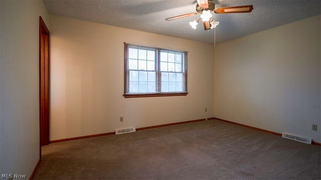 5239 Cadwallader Sonk Road, Fowler, OH 44418