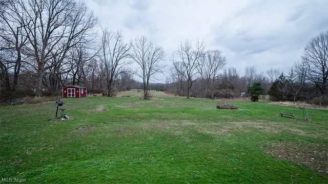 5239 Cadwallader Sonk Road, Fowler, OH 44418