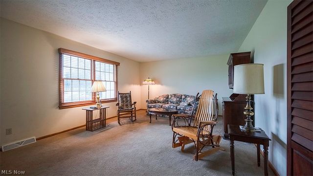 5239 Cadwallader Sonk Road, Fowler, OH 44418