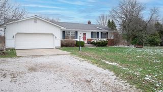 5239 Cadwallader Sonk Road, Fowler, OH 44418