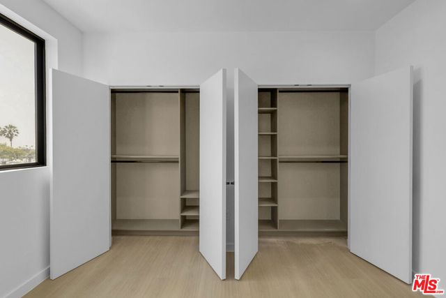 1825 N New Hampshire Avenue 203, Los Angeles, CA 90027