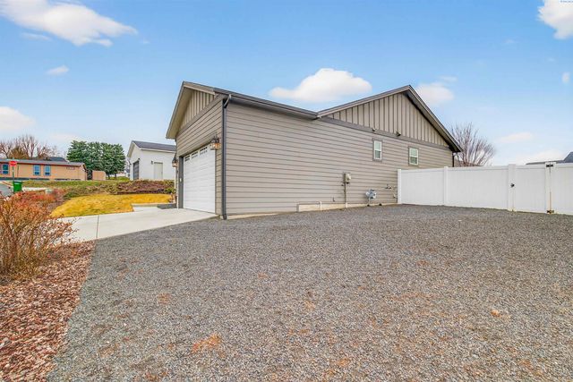 504 Harvest Loop, Palouse, WA 99161