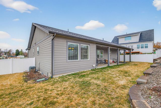 504 Harvest Loop, Palouse, WA 99161