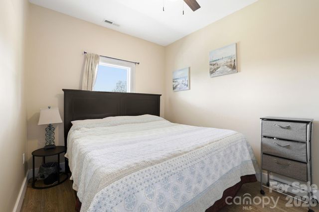 106 Thistle Field Drive, Asheville, NC 28806