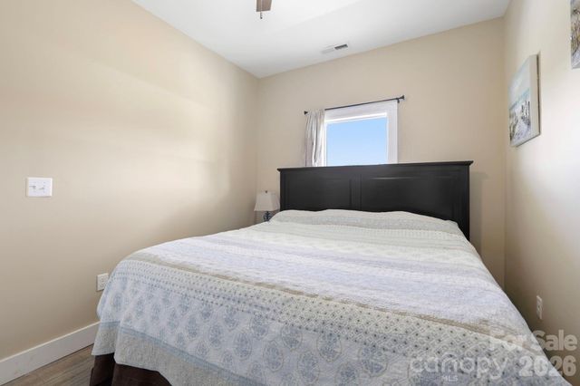 106 Thistle Field Drive, Asheville, NC 28806