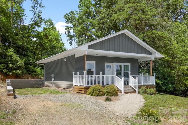 106 Thistle Field Drive, Asheville, NC 28806