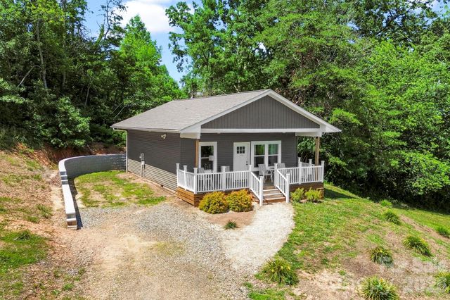 106 Thistle Field Drive, Asheville, NC 28806