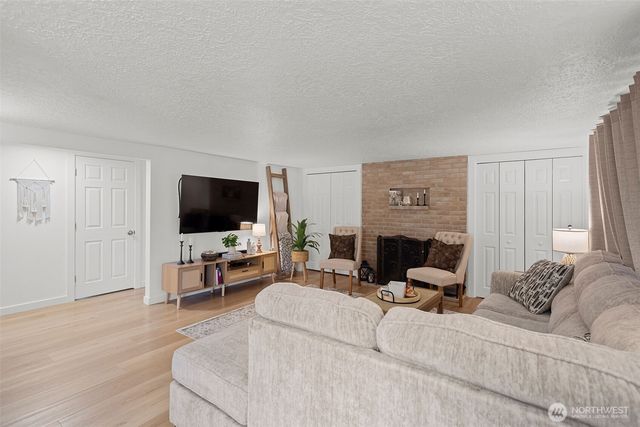 2102 NW Kelly Drive #9, Vancouver, WA 98655