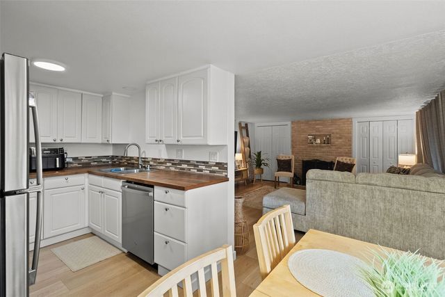 2102 NW Kelly Drive #9, Vancouver, WA 98655