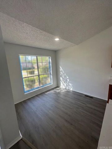 115 rocky reef Circle, Hot Springs, AR 71913