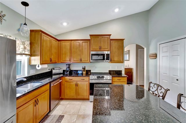 1821 Berkshire Circle SW, Vero Beach, FL 32968