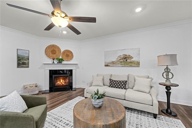 223 Hickory Bluffs Parkway, Canton, GA 30114