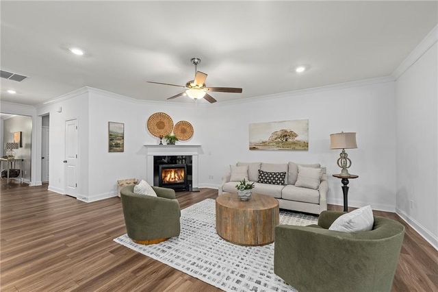 223 Hickory Bluffs Parkway, Canton, GA 30114