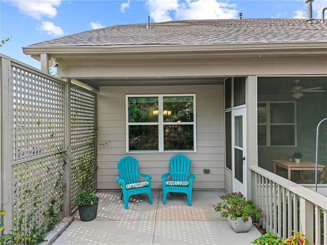 223 Hickory Bluffs Parkway, Canton, GA 30114