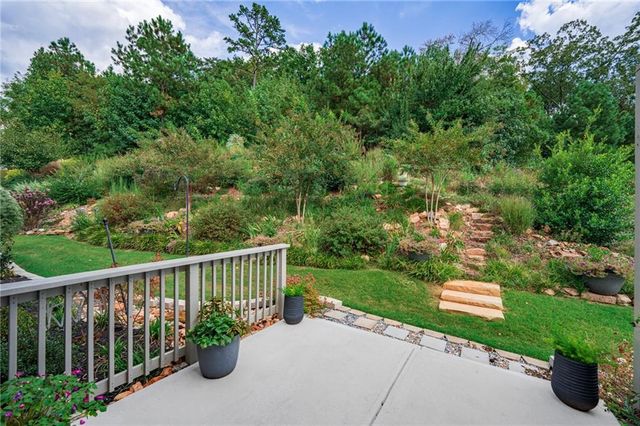 223 Hickory Bluffs Parkway, Canton, GA 30114