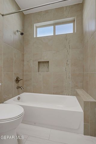 1025 Bombardier Place, El Paso, TX 79908