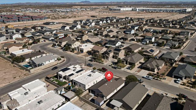 1025 Bombardier Place, El Paso, TX 79908