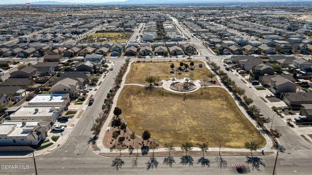 1025 Bombardier Place, El Paso, TX 79908