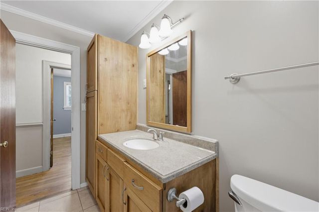 50 Middlesex RD, Newport News, VA 23606
