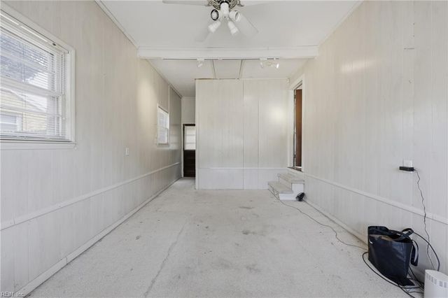 50 Middlesex RD, Newport News, VA 23606