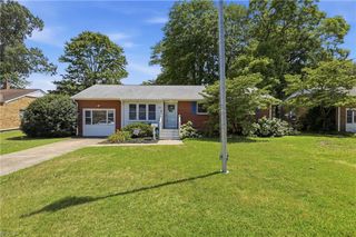 50 Middlesex RD, Newport News, VA 23606