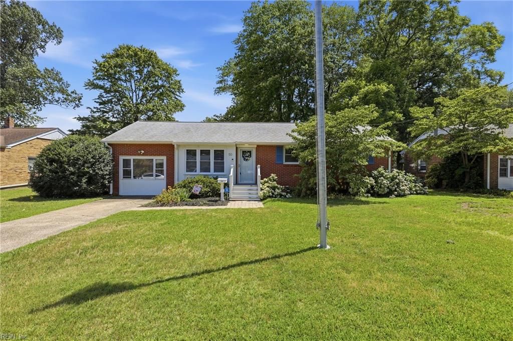 50 Middlesex RD, Newport News, VA 23606