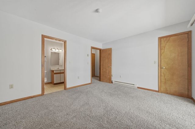 336 Intervale Rd Apt E4, Gilford, NH 03249