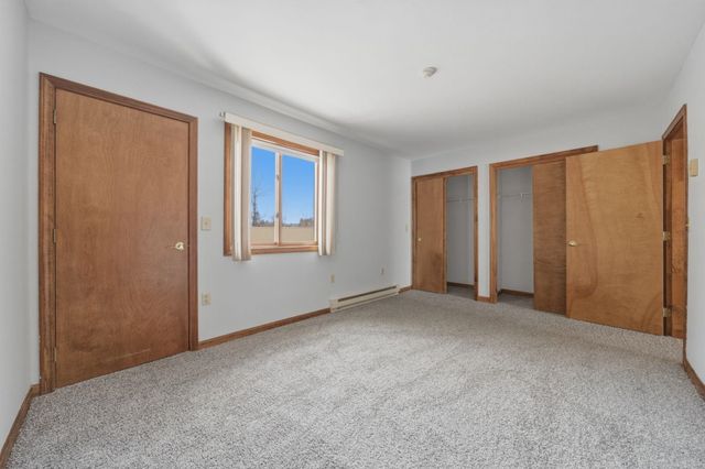 336 Intervale Rd Apt E4, Gilford, NH 03249