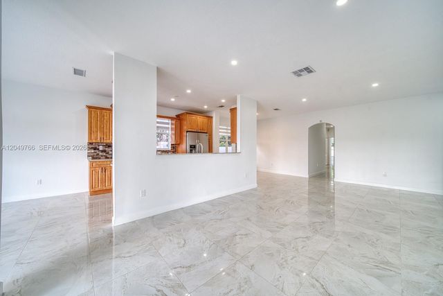 15950 SW 71st Ter, Miami, FL 33193