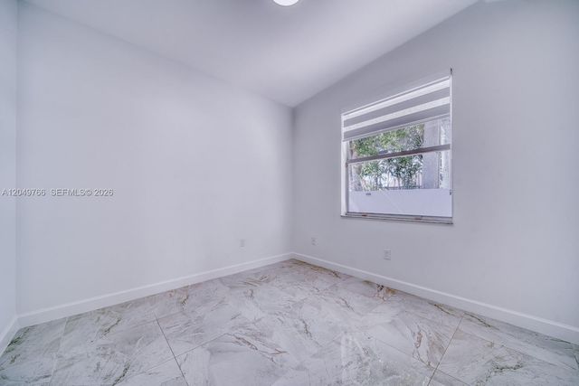 15950 SW 71st Ter, Miami, FL 33193