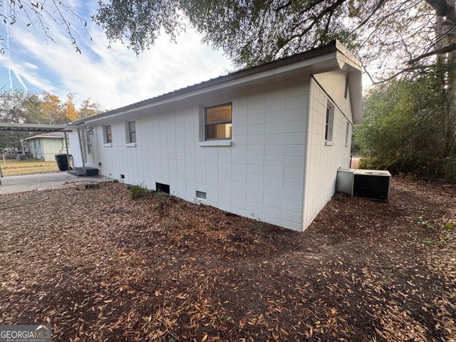 110 Pinecone Drive, East Dublin, GA 31027