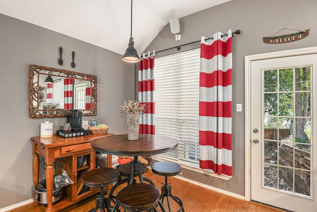 5924 Canberra Lane, Arlington, TX 76017