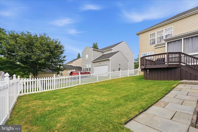 82 BRADDOCK ST, Charles Town, WV 25414
