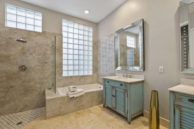 130 Andalusia Way, Palm Beach Gardens, FL 33418