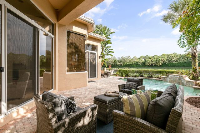130 Andalusia Way, Palm Beach Gardens, FL 33418