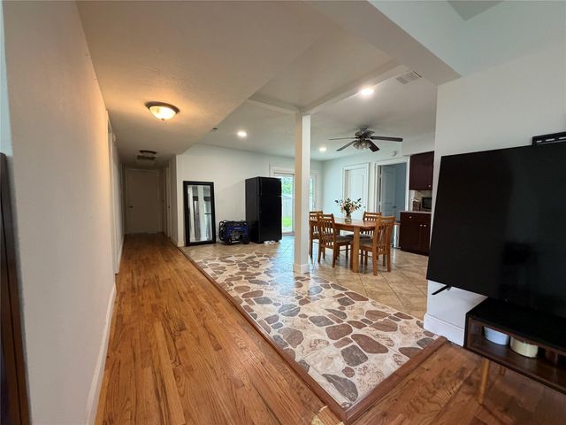 9507 Vogue Lane, Houston, TX 77080
