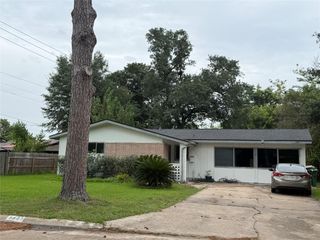9507 Vogue Lane, Houston, TX 77080