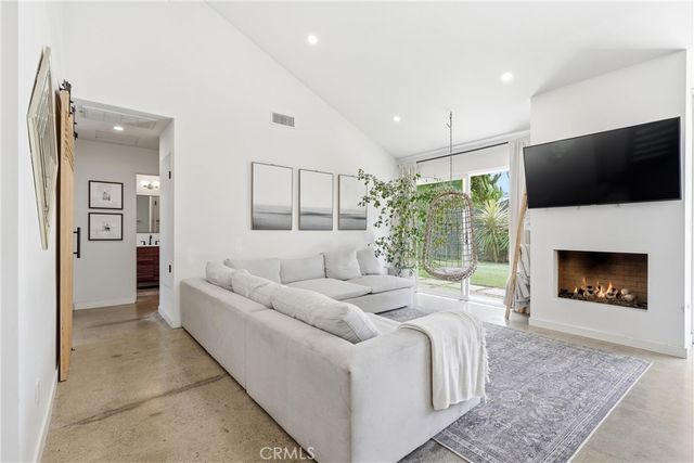 9412 Nautilus Drive, Huntington Beach, CA 92646