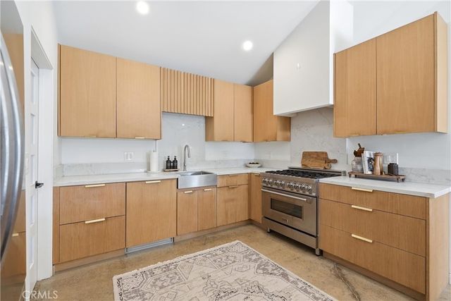 9412 Nautilus Drive, Huntington Beach, CA 92646