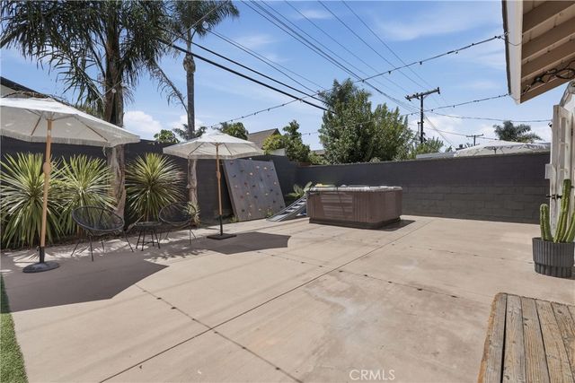 9412 Nautilus Drive, Huntington Beach, CA 92646